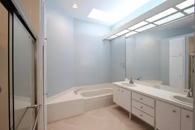 240 Sussex Circle, Jupiter, FL 33458 - Photo 19