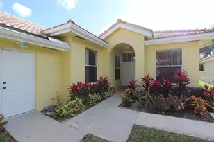 240 Sussex Cir, Jupiter, FL 33458 - Photo 3