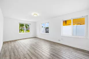 253 SW 2nd Ct, Deerfield Beach, FL 33441 - Photo 9