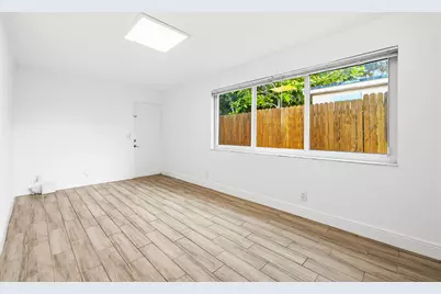 253 SW 2nd Court, Deerfield Beach, FL 33441 - Photo 11