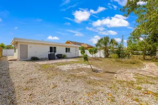 253 SW 2nd Ct, Deerfield Beach, FL 33441 - Photo 27