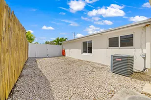 253 SW 2nd Ct, Deerfield Beach, FL 33441 - Photo 21