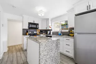 253 SW 2nd Ct, Deerfield Beach, FL 33441 - Photo 7