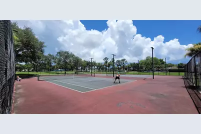 1509 Meadows Circle W, Boynton Beach, FL 33436 - Photo 25