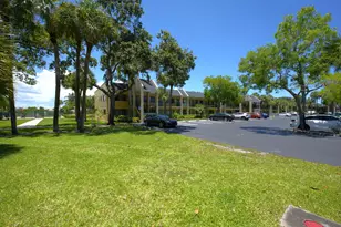 1509 Meadows Cir W, Boynton Beach, FL 33436 - Photo 1