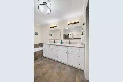 911 Oak Harbour Drive, Juno Beach, FL 33408 - Photo 25