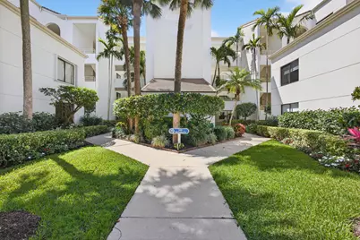 911 Oak Harbour Drive, Juno Beach, FL 33408 - Photo 3