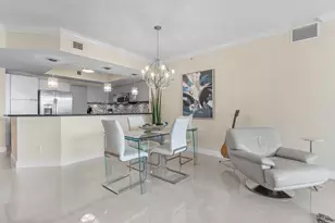 2650 Lake Shore Dr, Riviera Beach, FL 33404 - Photo 11