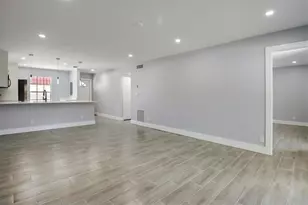 714 Nantucket Cir, Lake Worth, FL 33467 - Photo 9