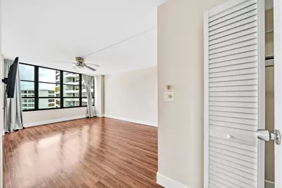 600 Three Islands Boulevard #1418, Hallandale Beach, FL 33009 - Photo 15