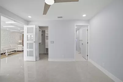 300 SW Golfview Terrace #142, Boynton Beach, FL 33426 - Photo 17