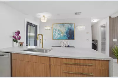 300 SW Golfview Terrace #142, Boynton Beach, FL 33426 - Photo 13