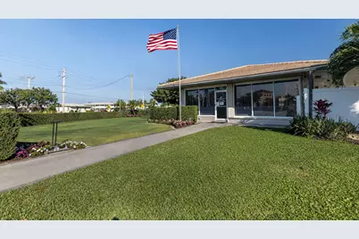 300 SW Golfview Terrace #142, Boynton Beach, FL 33426 - Photo 9
