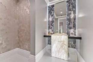 636 Hermitage Cir, Palm Beach Gardens, FL 33410 - Photo 27