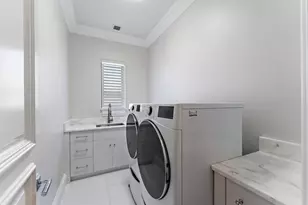 636 Hermitage Cir, Palm Beach Gardens, FL 33410 - Photo 57