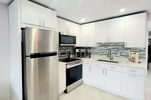 167 Sussex I, West Palm Beach, FL 33417 - Photo 1