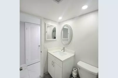 167 Sussex I, West Palm Beach, FL 33417 - Photo 9