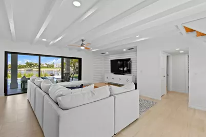 12880 S Shore Drive, Palm Beach Gardens, FL 33410 - Photo 11