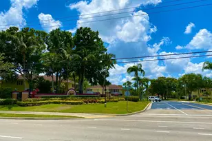 40 Essex Ct, Royal Palm Beach, FL 33411 - Photo 15