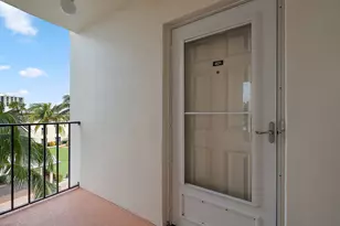 225 Beach Rd, Tequesta, FL 33469 - Photo 9