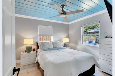 240 NW 9th Avenue, Delray Beach, FL 33444 - Photo 19