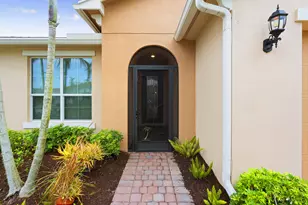 10396 SW Ligustrum Dr, Port Saint Lucie, FL 34987 - Photo 9