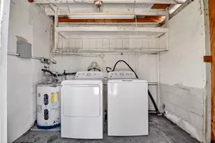 2013 Longwood Rd, West Palm Beach, FL 33409 - Photo 29