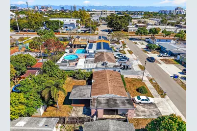 2013 Longwood Road, West Palm Beach, FL 33409 - Photo 39