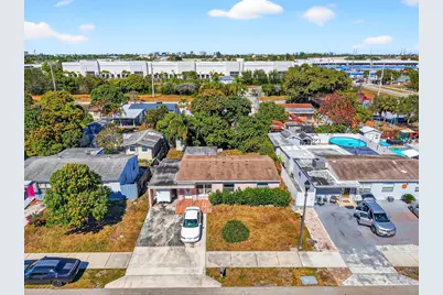 2013 Longwood Road, West Palm Beach, FL 33409 - Photo 31