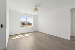 8906 Dahlia Cir, Port Saint Lucie, FL 34986 - Photo 23