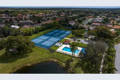 9232 Sun Pointe Drive, Boynton Beach, FL 33437 - Photo 43