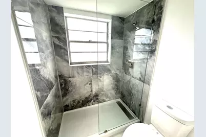 121 Sheffield F, West Palm Beach, FL 33417 - Photo 13