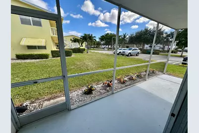 121 Sheffield F, West Palm Beach, FL 33417 - Photo 15