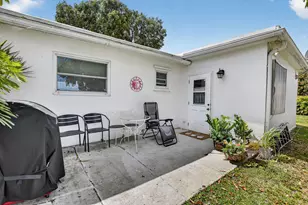 121 NW 28th Ct, Pompano Beach, FL 33064 - Photo 23