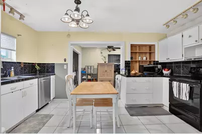 121 NW 28th Court, Pompano Beach, FL 33064 - Photo 9