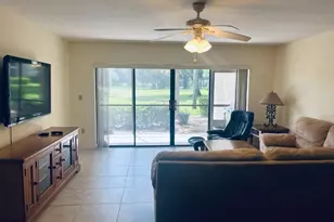 9440 Meadowood Dr, Fort Pierce, FL 34951 - Photo 5