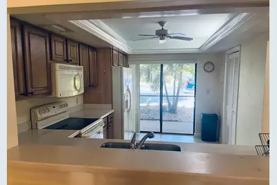 9440 Meadowood Drive #102, Fort Pierce, FL 34951 - Photo 7