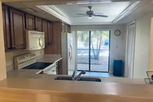 9440 Meadowood Dr, Fort Pierce, FL 34951 - Photo 7