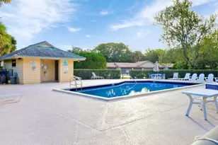 9440 Meadowood Dr, Fort Pierce, FL 34951 - Photo 3