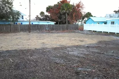 109 Avenue D Avenue, Fort Pierce, FL 34950 - Photo 5