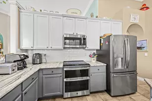 3178 SE Indian Wells Pl, Stuart, FL 34997 - Photo 19