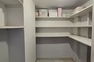 137 Golden Isles Dr, Hallandale Beach, FL 33009 - Photo 15