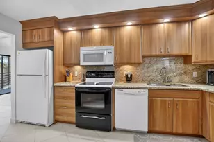 5851 Camino Del Sol, Boca Raton, FL 33433 - Photo 13