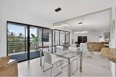 5851 Camino Del Sol #Apt 402, Boca Raton, FL 33433 - Photo 9