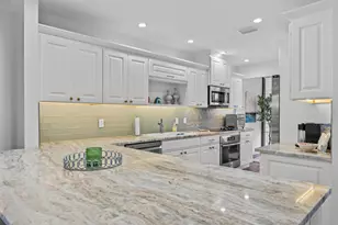 13254 Polo Club Rd, Wellington, FL 33414 - Photo 3