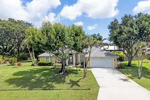 2017 SE Allamanda Dr, Port Saint Lucie, FL 34952 - Photo 3
