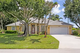 2017 SE Allamanda Dr, Port Saint Lucie, FL 34952 - Photo 1