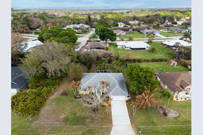 2017 SE Allamanda Drive, Port Saint Lucie, FL 34952 - Photo 3