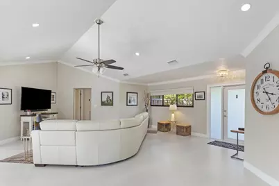 1127 E Seminole Avenue #15c, Jupiter, FL 33477 - Photo 3