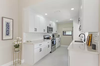 1127 E Seminole Avenue #15c, Jupiter, FL 33477 - Photo 7